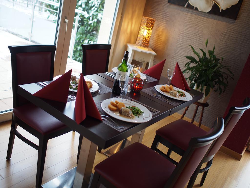 The Originals City, Hotel Et Restaurant Aster, Saint-Avold Nord Creutzwald Ngoại thất bức ảnh